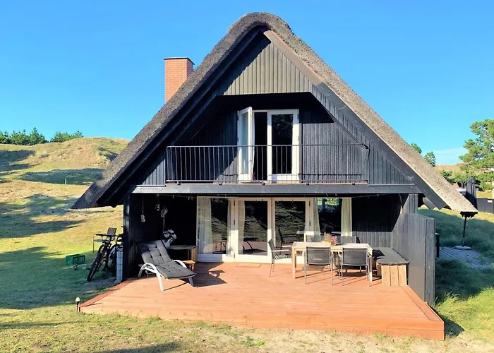 Emina - 400m From The Sea By Interhome *