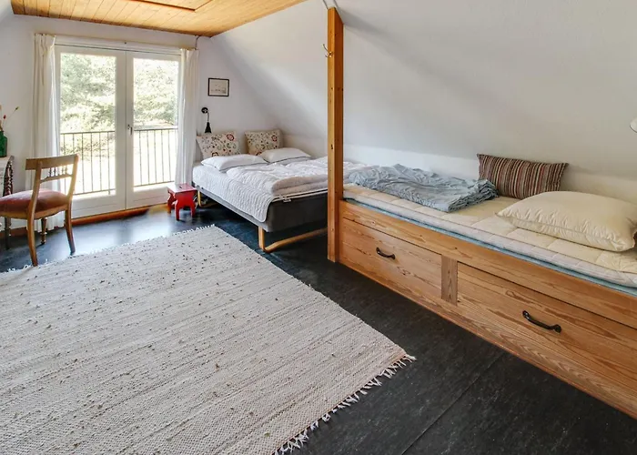 Emina - 400m From The Sea By Interhome Holiday home