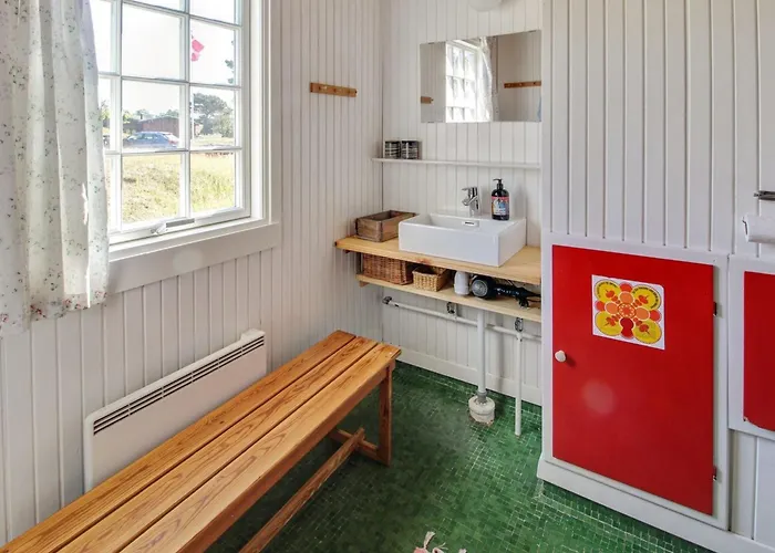 Emina - 400m From The Sea By Interhome Feriehus