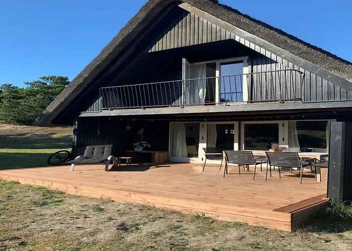 Emina - 400m From The Sea By Interhome *